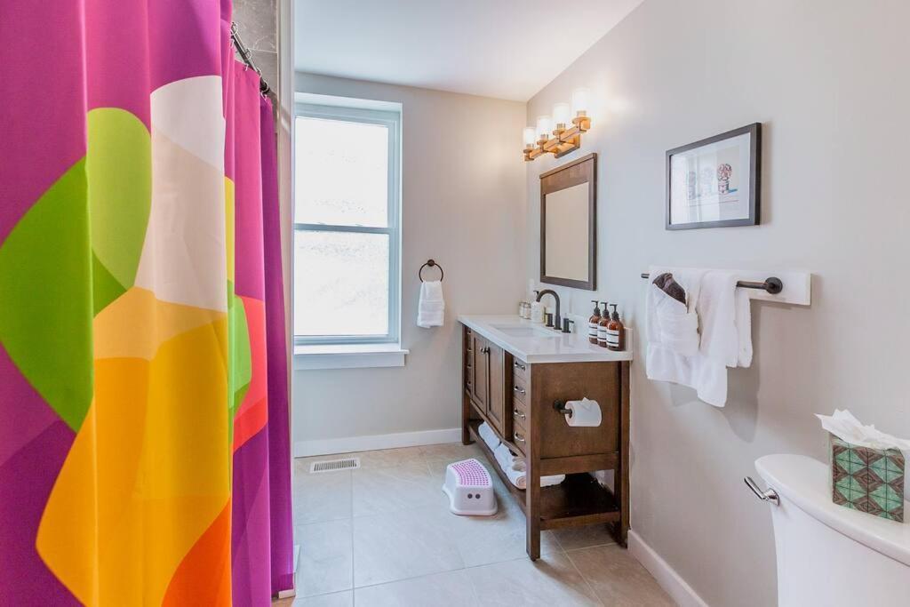 King Bed / Free Parking / Arcade / Bbq / Patio Villa Pittsburgh Bagian luar foto